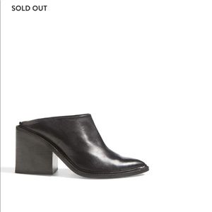 [Helmut Lang] “Schist” FIERCE Black Ltr Mule 38